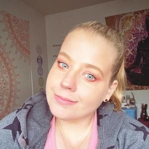 Meet your Posher, Lynn